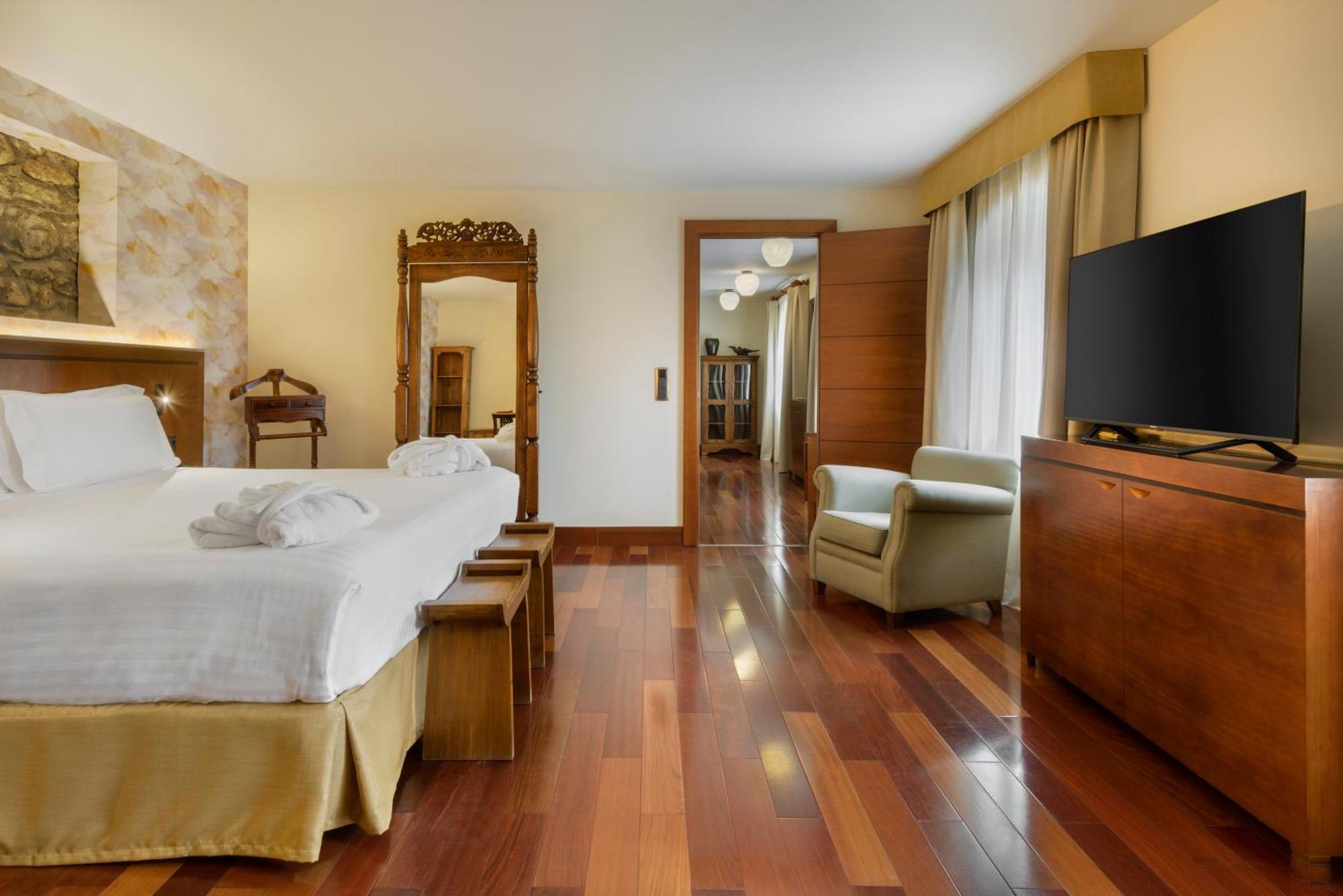 Hotel & Spa Monasterio De Boltana Ngoại thất bức ảnh Suite